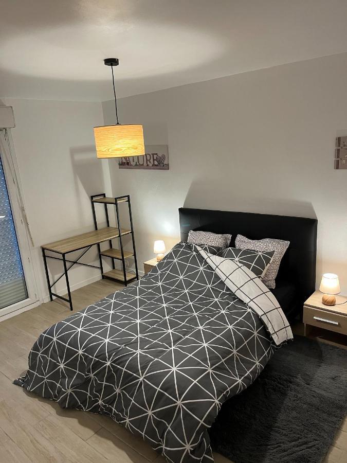 Le Vendeen Apt 3 Chambres Fontenay Le Comte Exterior foto