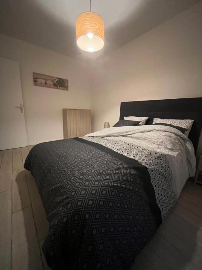 Le Vendeen Apt 3 Chambres Fontenay Le Comte Exterior foto